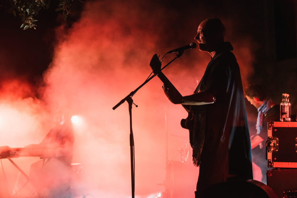 Humo e iluminación Concierto Rufus Wainwright en Menorca 2023