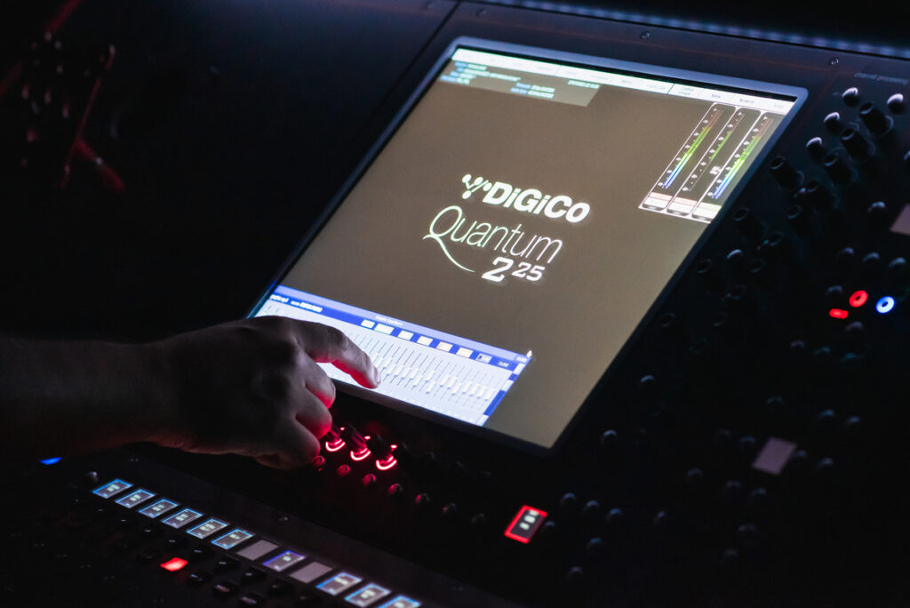 Equipos audiovisuales durante el Concierto Rufus Wainwright en Menorca 2023