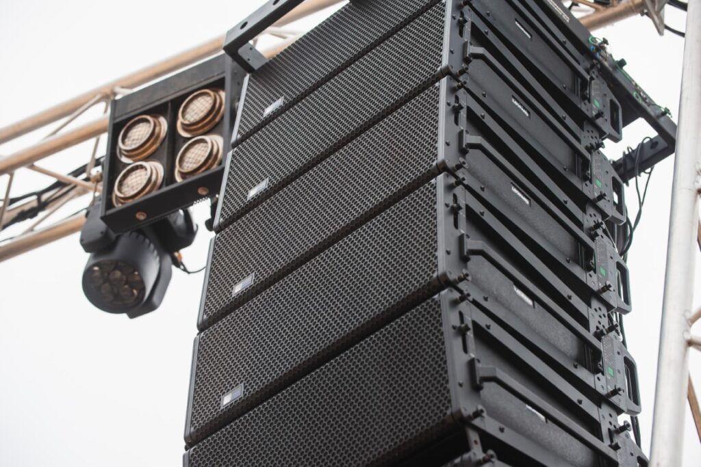 Sistemas de sonido Meyer para el concierto sopa de cabra menorca 2024
