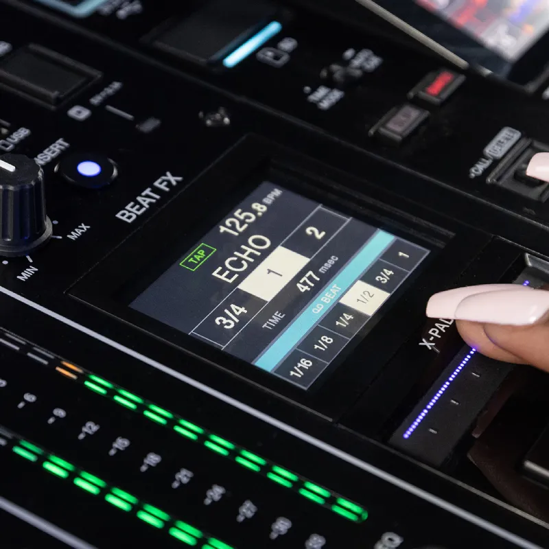 Pioneer DJM-A9 beat fx Pioneer-DJM-A9 detalle de Beat fx